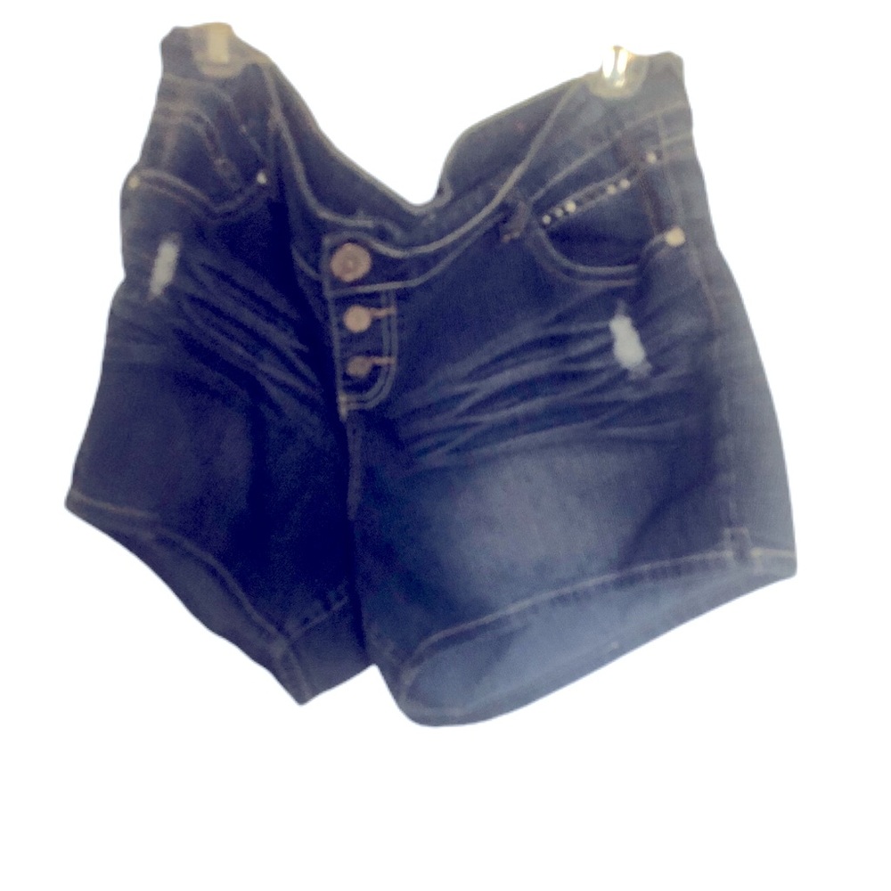 Plus sized short jean shorts